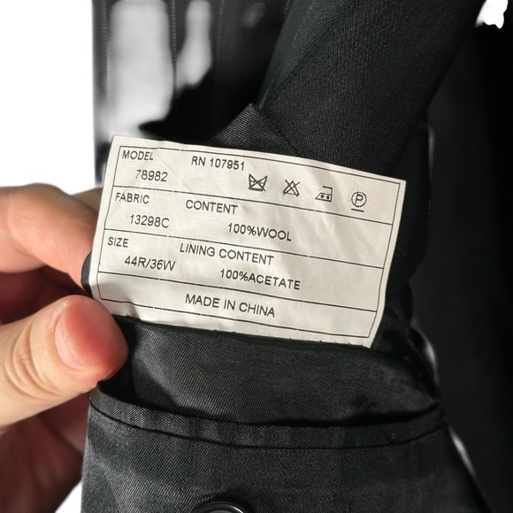 EMANUAL Emanuel Ungaro 44R Pinstripe Suit Jacket Blazer Formal Black Tie Work - Picture 4 of 11